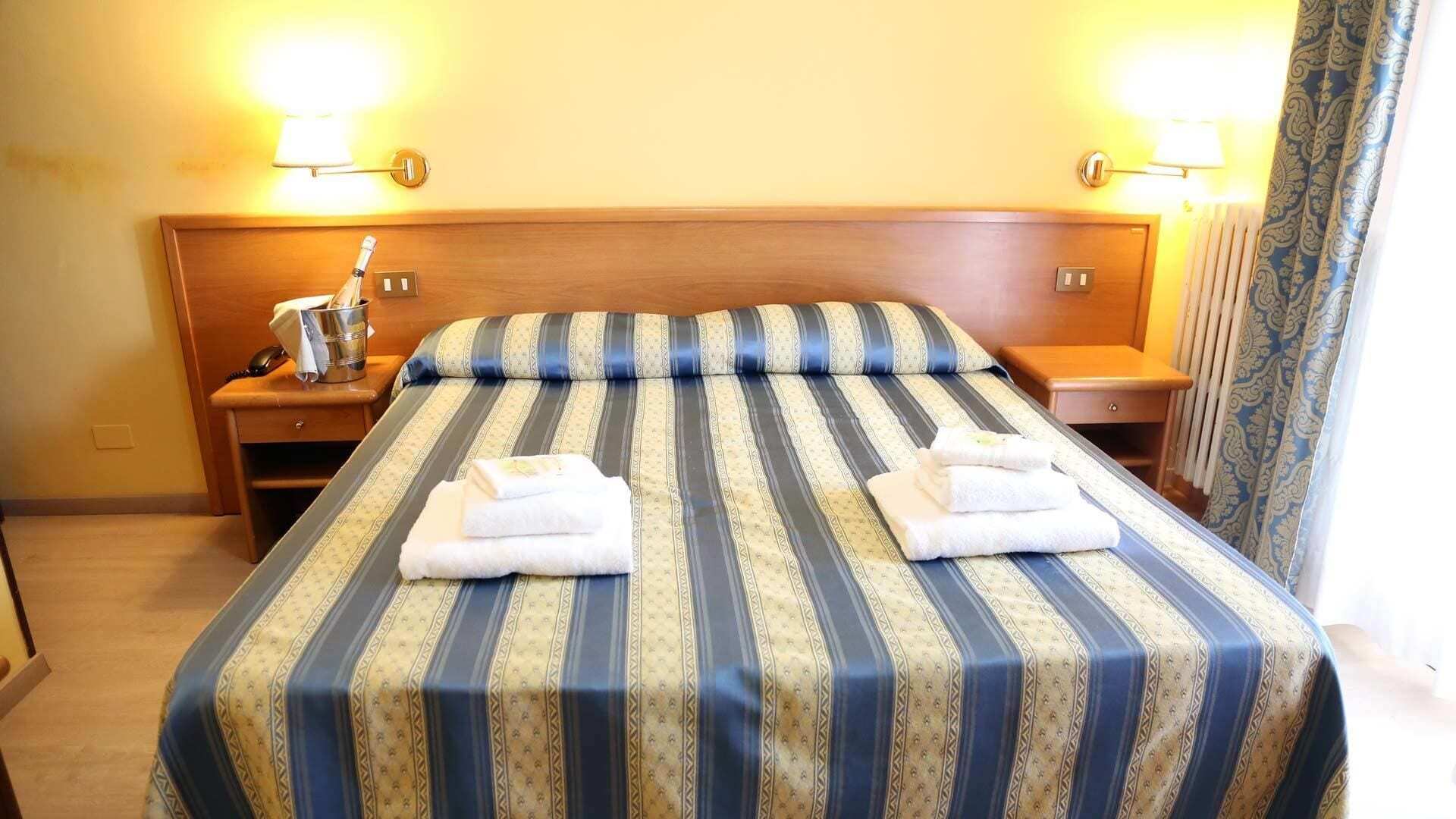 Hotel Casa Rossa Montecatini Terme Bagian luar foto