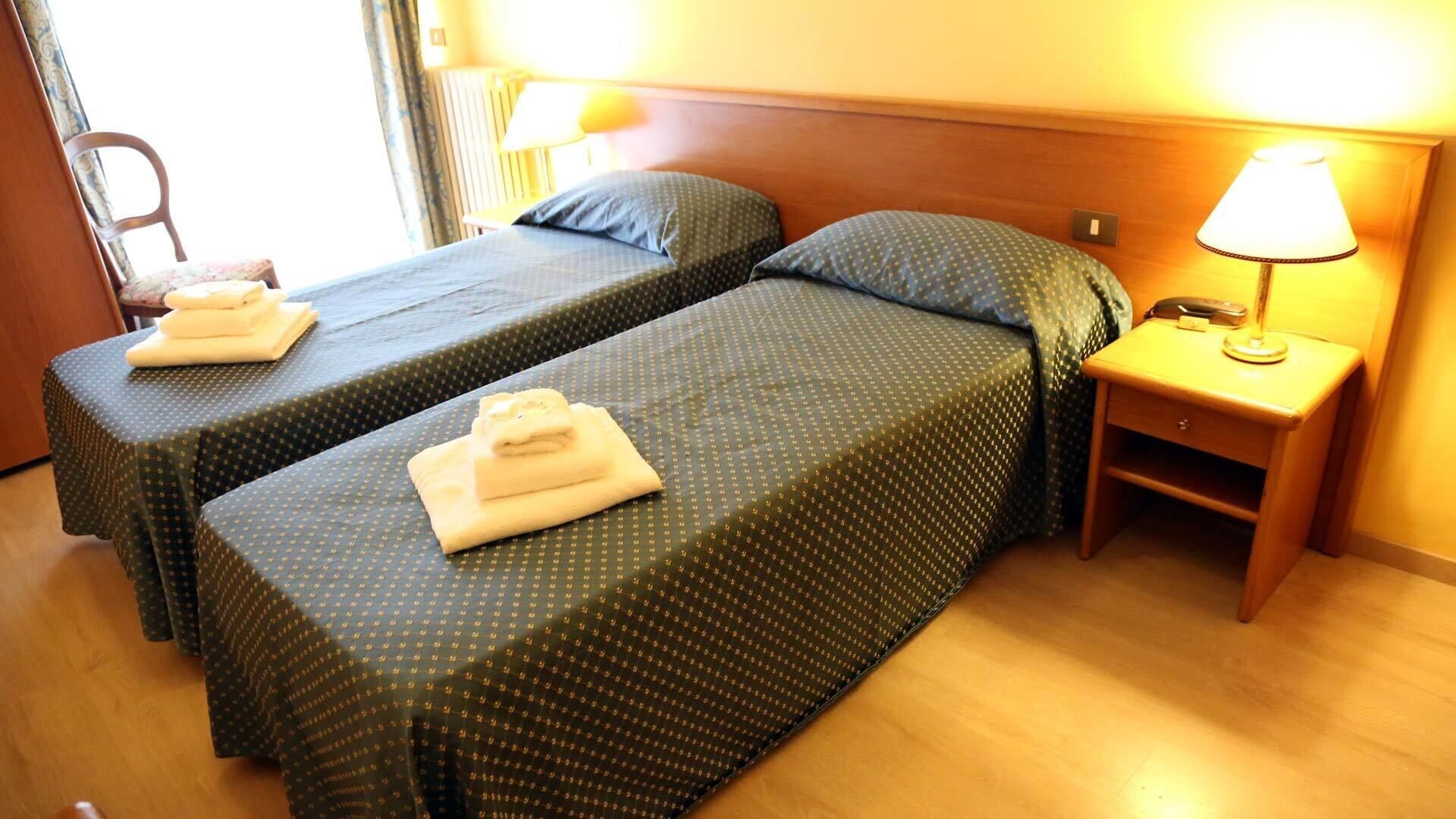 Hotel Casa Rossa Montecatini Terme Bagian luar foto